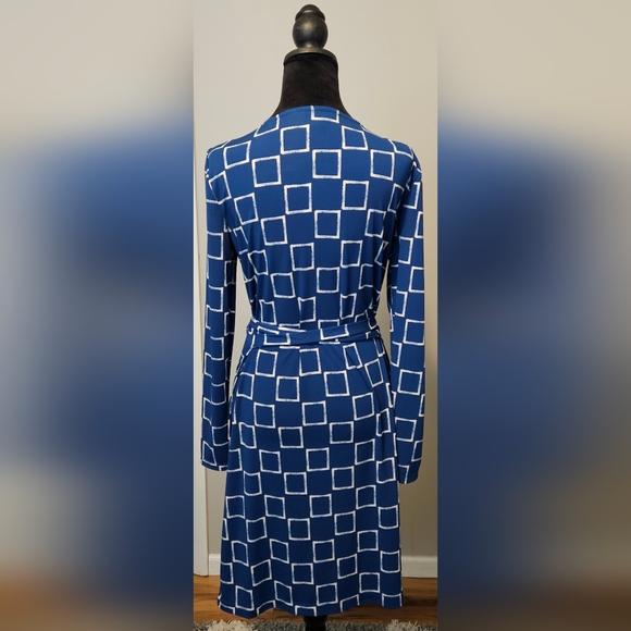 Tommy Hilfiger Classic Wrap Dress Size M - Picture 2 of 3